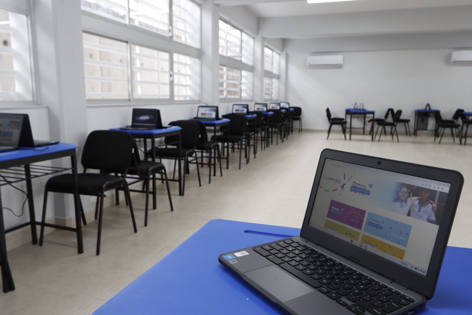 Aguascalientes apuesta por la innovación educativa: tecnología, capacitación y acceso digital para miles de estudiantes