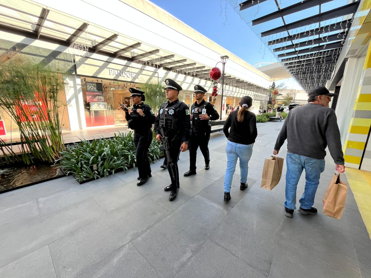 Refuerzan seguridad en centros comerciales para garantizar compras seguras durante el Buen Fin 2025