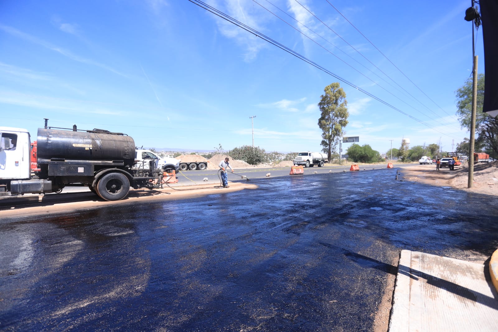Obras de rehabilitación en avenida Haciendas de Santa Mónica buscan mejorar la movilidad y seguridad vial