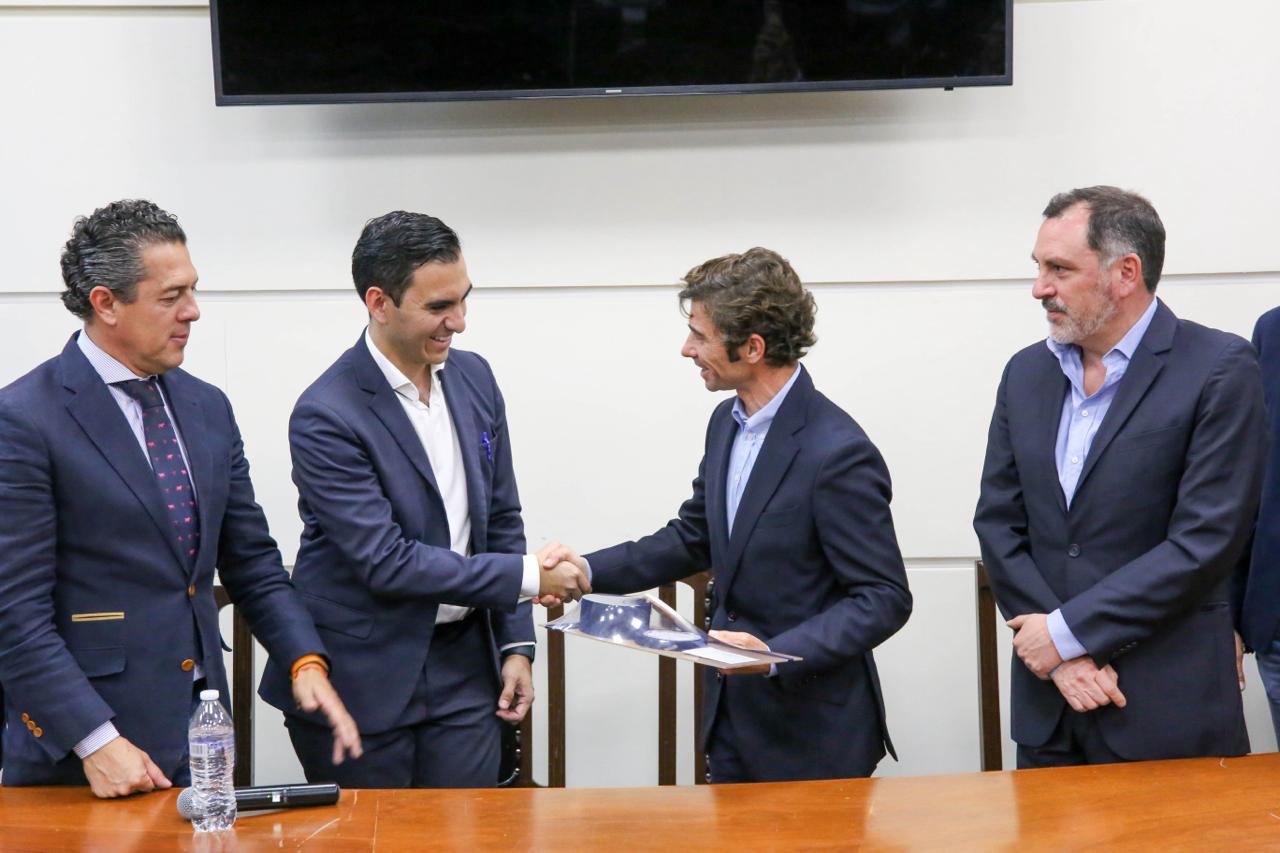 Aguascalientes fortalece la formación taurina con alianza académica internacional