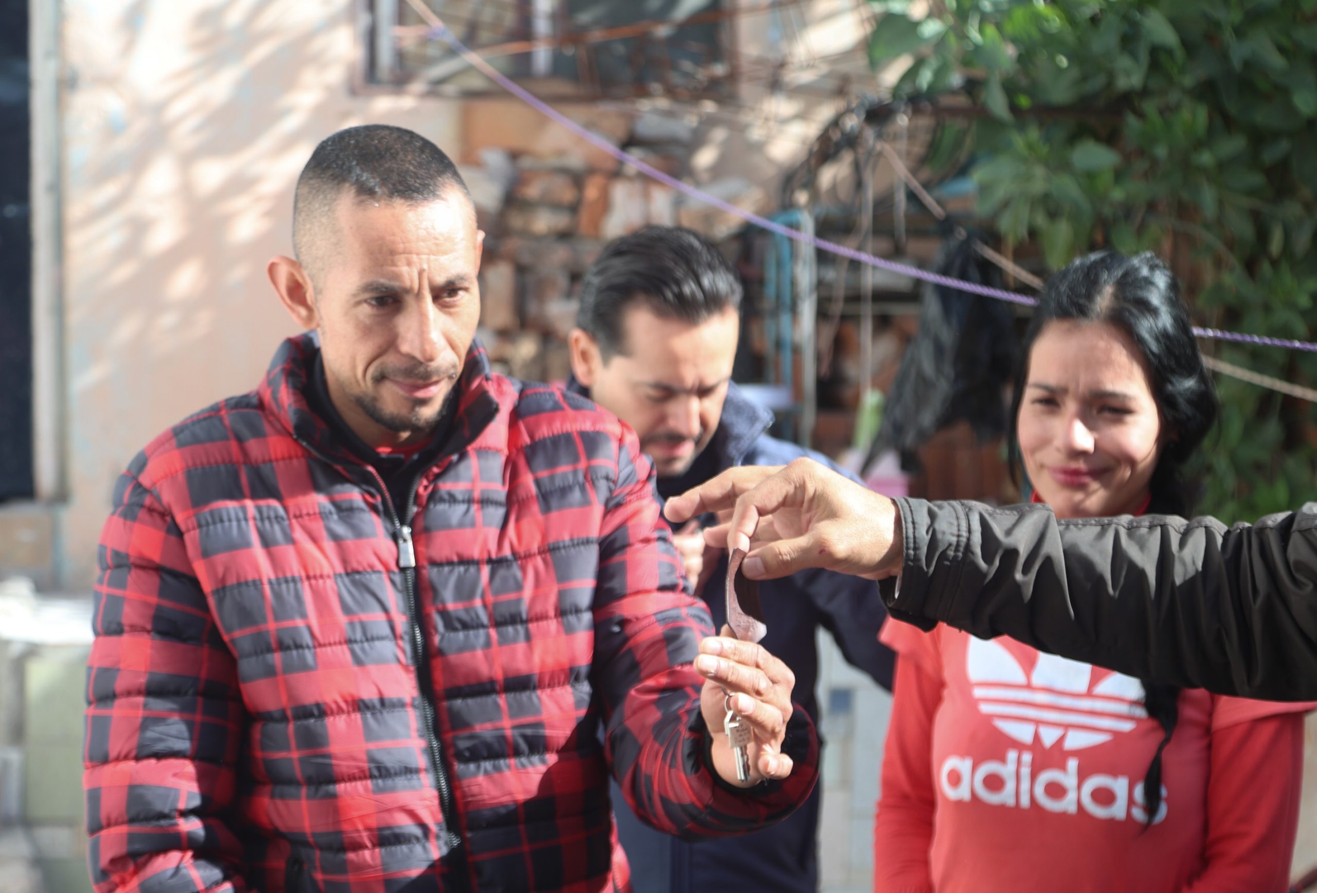 Mejorar la vivienda, mejorar la vida: familias del oriente de Aguascalientes reciben cuartos adicionales